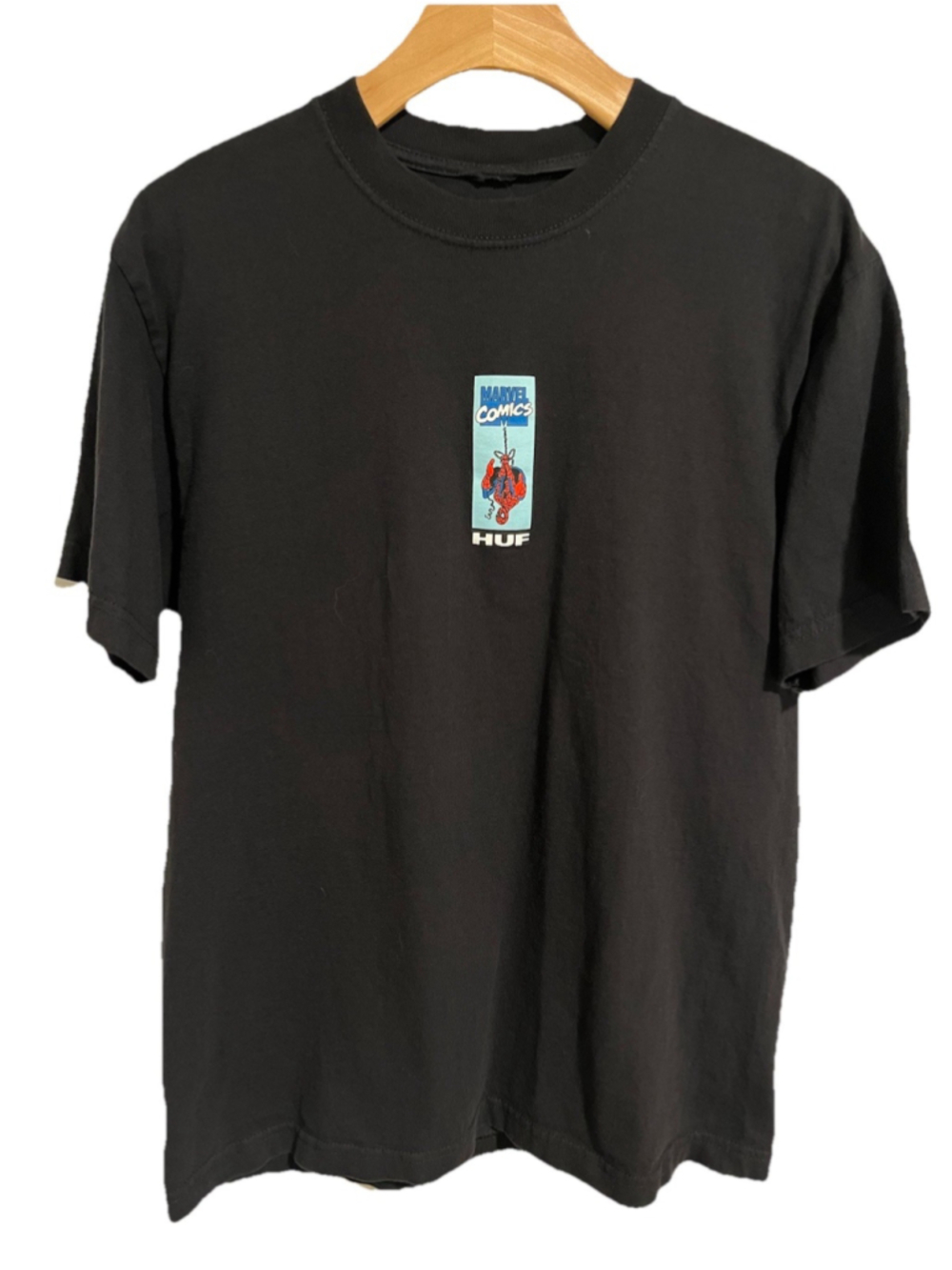 Marvel + HUF Swinging Spider-Man T Shirt Medium Men's Graphic tee shirt